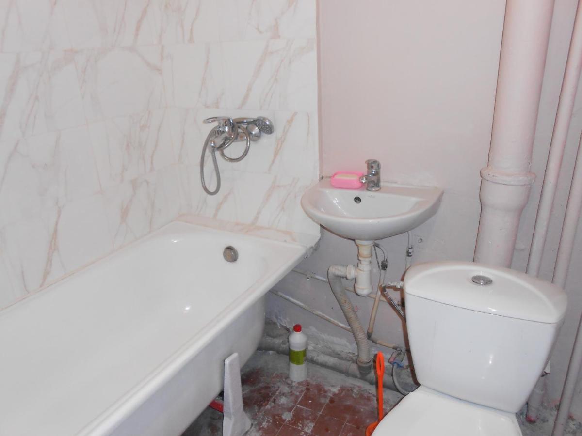 Apartamento Проспект Героев Сталинграда 19 А Kiev Exterior foto